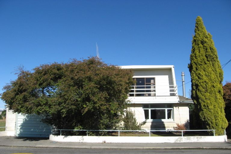 Photo of property in 1 Virgil Street, Oamaru North, Oamaru, 9400