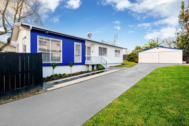 Photo of property in 16 Urlich Drive, Ranui, Auckland, 0612