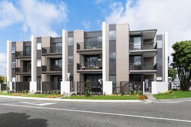 Photo of property in 203/94 Cambridge Terrace, Waterloo, Lower Hutt, 5011