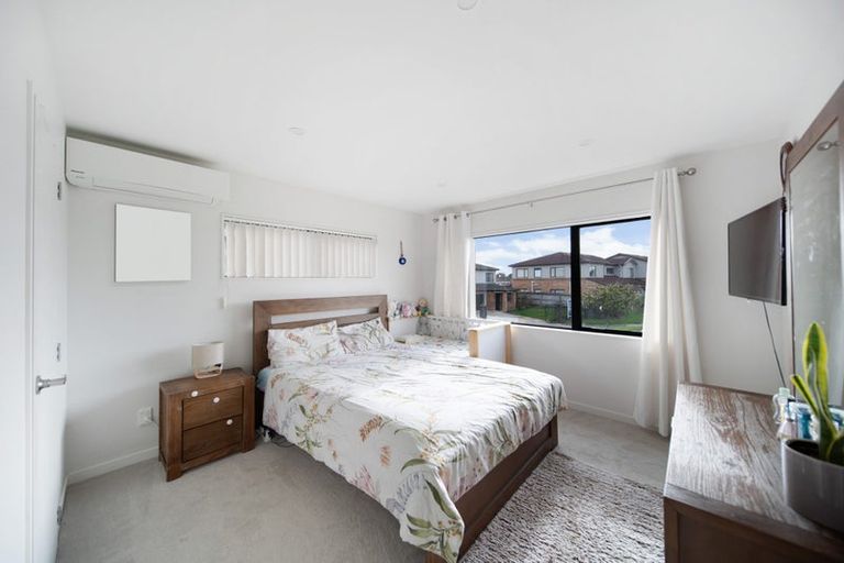 Photo of property in 6 Nga Waka Place, Mangere, Auckland, 2022