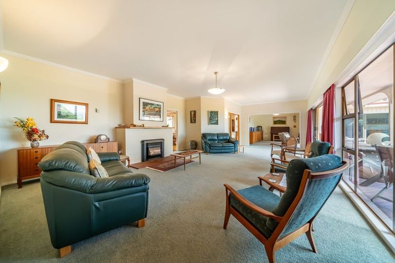 Photo of property in 298b Paekakariki Hill Road, Paekakariki Hill, Porirua, 5381