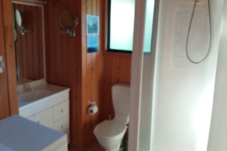 Photo of property in 126 Lone Kauri Road, Karekare, Auckland, 0772