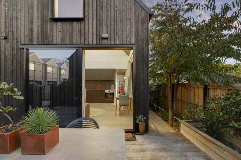 Photo of property in 12c Hurley Street, Christchurch Central, Christchurch, 8011
