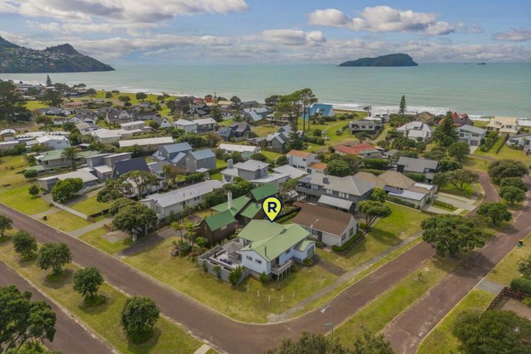 Photo of property in 1 Champion Place, Pauanui, Hikuai, 3579