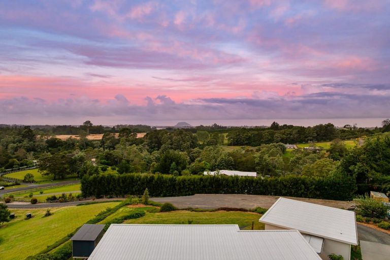 Photo of property in 33 Hakao Road, Minden, Tauranga, 3171