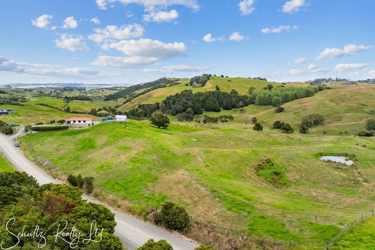 Photo of property in 178 Heatley Road, Whakapirau, Maungaturoto, 0583