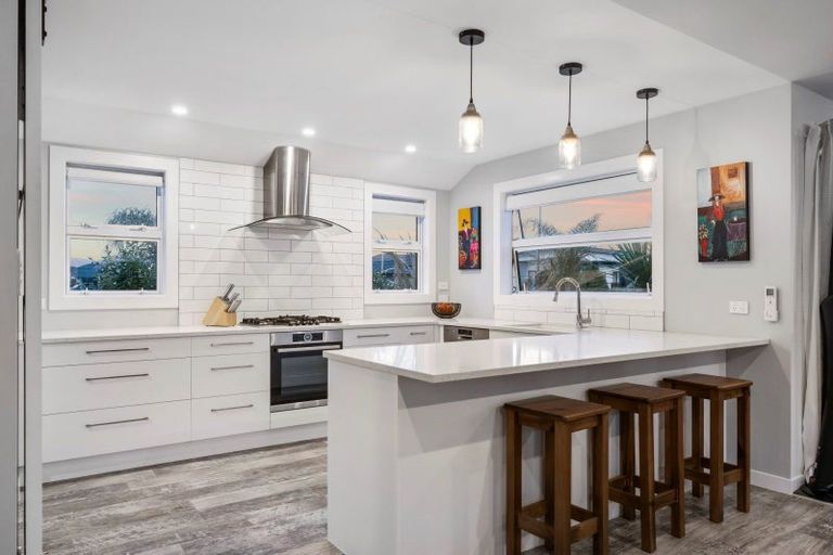 Photo of property in 1 Wahaika Way, Papamoa Beach, Papamoa, 3118