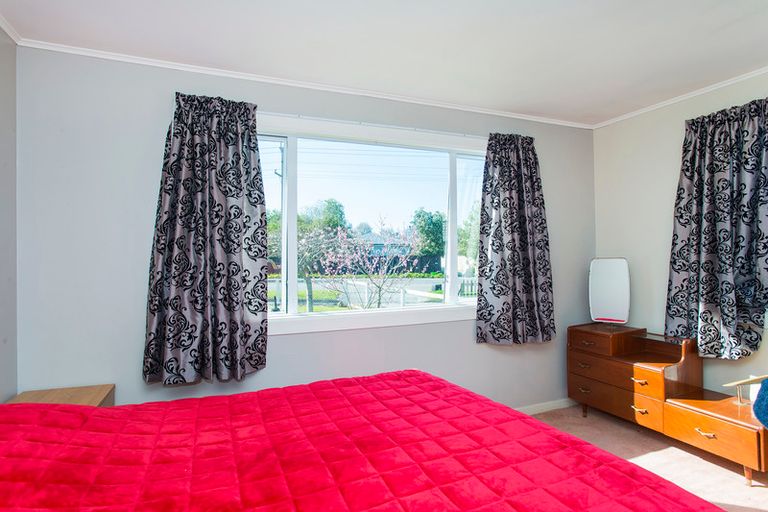 Photo of property in 16 De Lautour Road, Kaiti, Gisborne, 4010