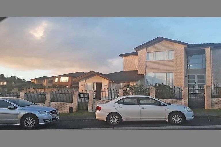 Photo of property in 10 Kilear Close, Pinehill, Auckland, 0632