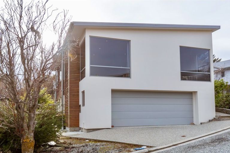 Photo of property in 538 Peninsula Road, Kelvin Heights, Queenstown, 9300