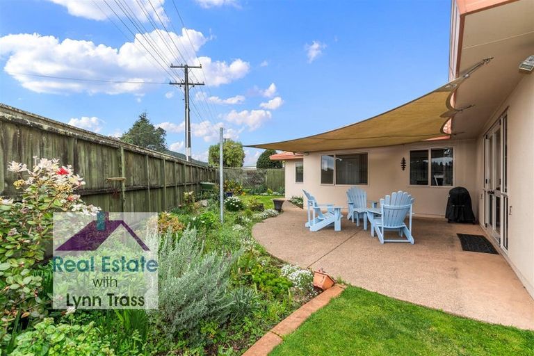 Photo of property in 76 Mains Avenue, Kensington, Whangarei, 0112