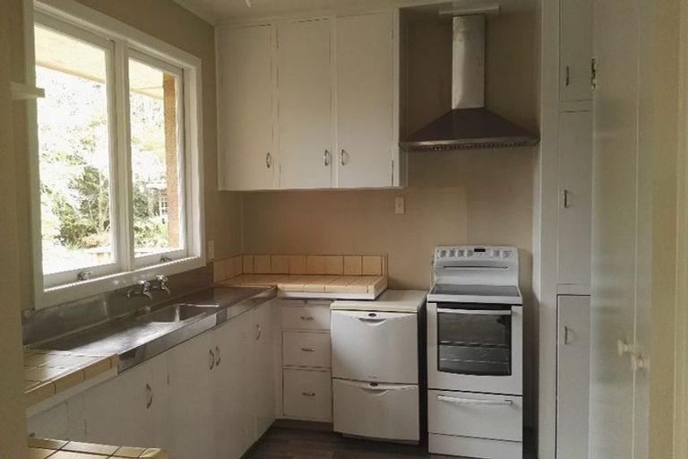 Photo of property in 64 Jesmond Road, Karaka, Drury, 2578