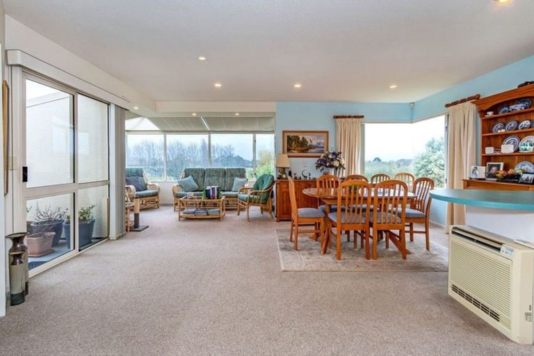 Photo of property in 3 Oberg Lane, Westmorland, Christchurch, 8025