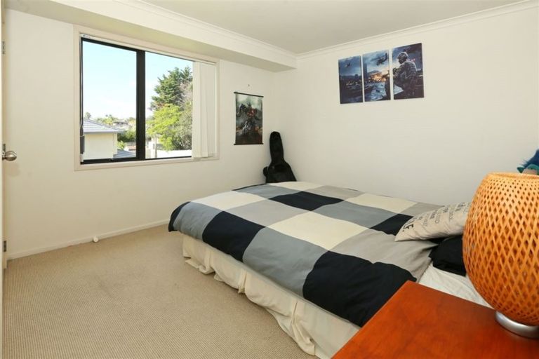 Photo of property in 23 Brittany Drive, Henderson, Auckland, 0612