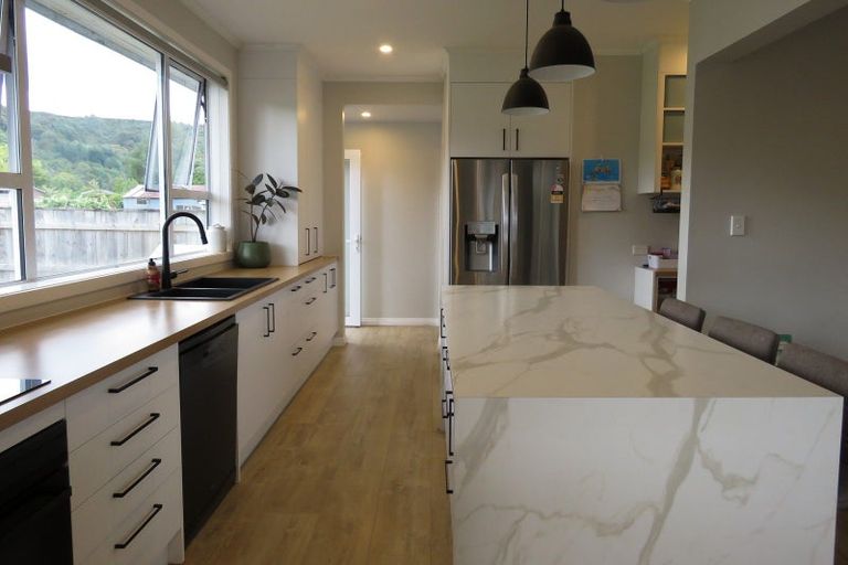 Photo of property in 1 Caples Street, Reefton, 7830