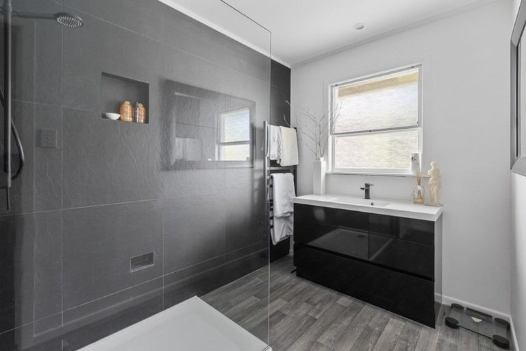 Photo of property in 1 Columba Place, Matua, Tauranga, 3110