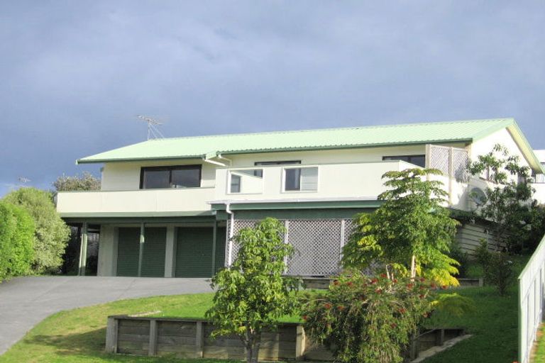 Photo of property in 3 Kahurangi Place, Snells Beach, 0920