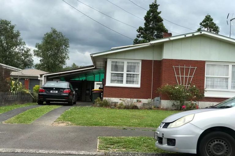 Photo of property in 33 Regent Street, Silverdale, Hamilton, 3216