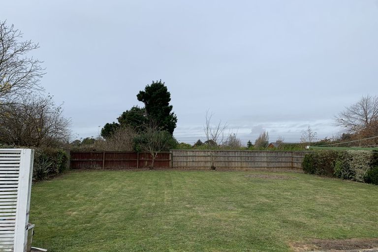 Photo of property in 21 Hawthornden Road, Avonhead, Christchurch, 8042
