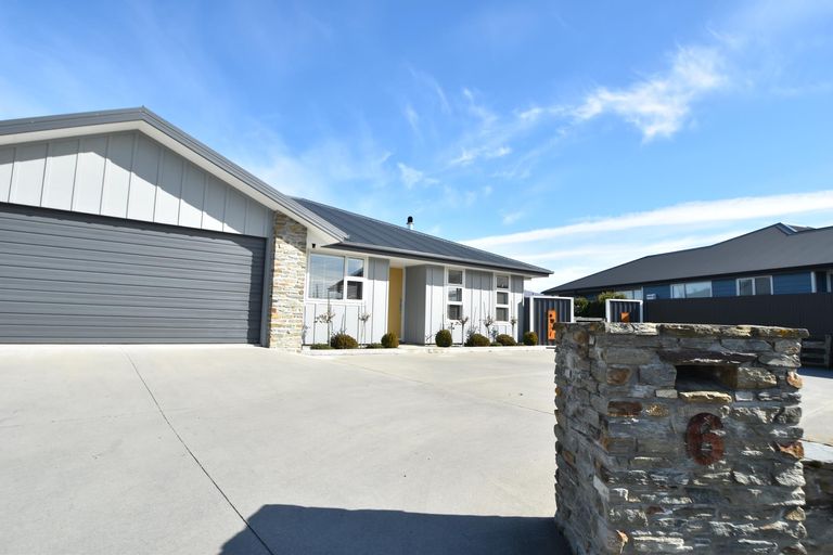 Photo of property in 6 Unwin Place, Twizel, 7901