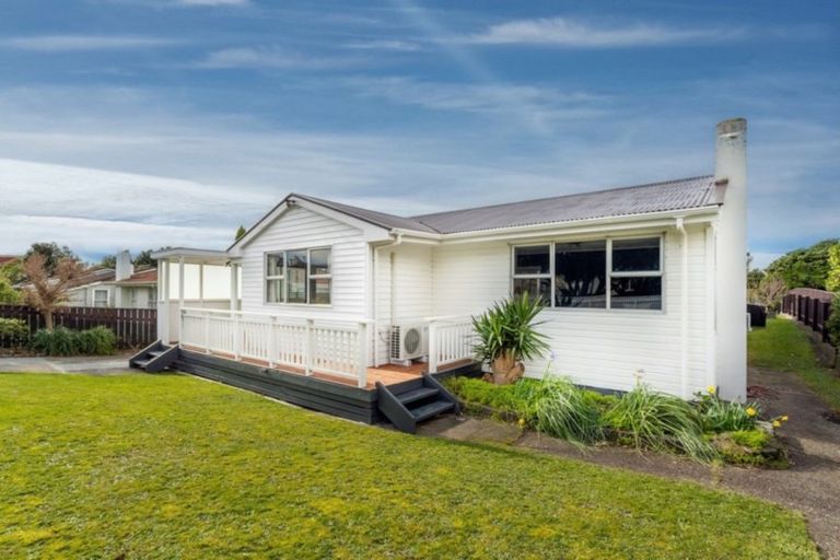 Photo of property in 71 Te Pene Avenue, Titahi Bay, Porirua, 5022