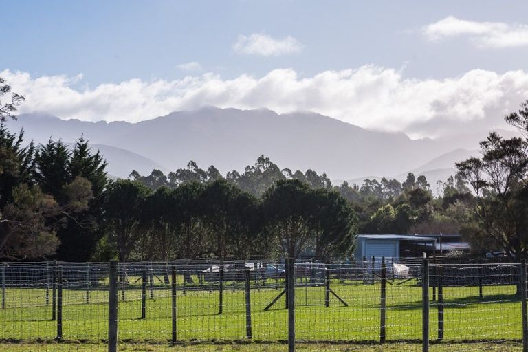 Photo of property in 707 Norfolk Road, Upper Plain, Carterton, 5791