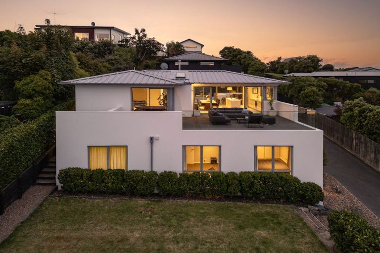 Photo of property in 220 Clifton Terrace, Clifton, Christchurch, 8081