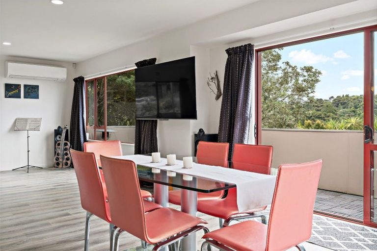 Photo of property in 70 Kate Sheppard Avenue, Torbay, Auckland, 0630