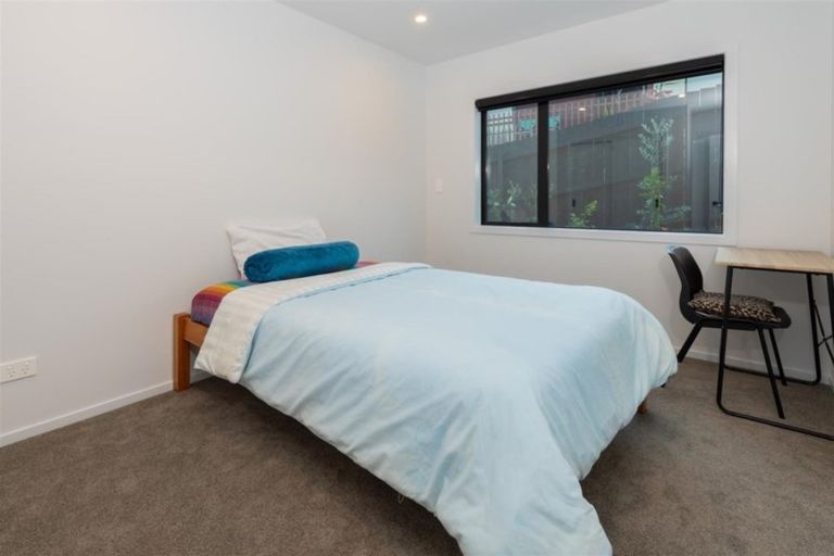 Photo of property in 45b Hyde Road, Rothesay Bay, Auckland, 0630