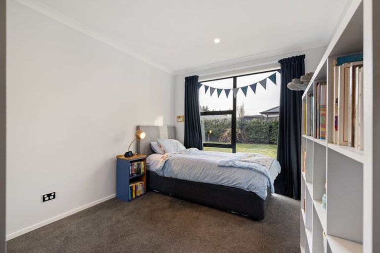 Photo of property in 14 Kohunga Crescent, Bottle Lake, Christchurch, 8083