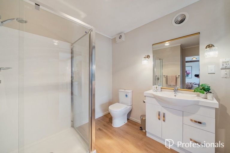 Photo of property in 14 Hibiscus Grove, Maungaraki, Lower Hutt, 5010