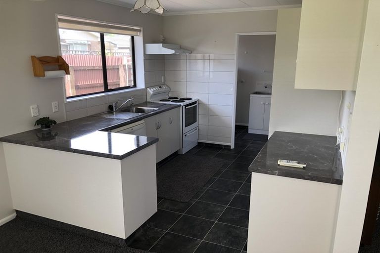 Photo of property in 5a Massey Street, Westown, New Plymouth, 4310