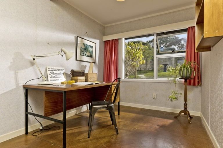 Photo of property in 53 Ngataringa Road, Devonport, Auckland, 0624