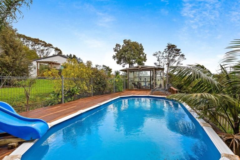 Photo of property in 169 Inland Road, Helensville, 0875