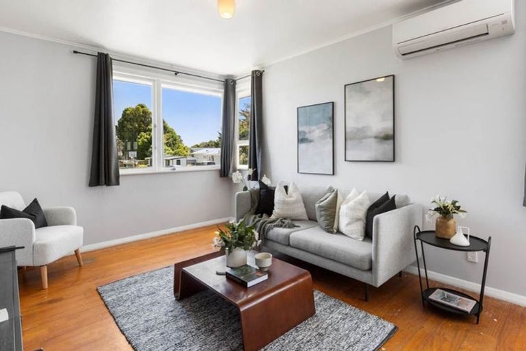 Photo of property in 24 Windmill Road, Pukekohe, 2120