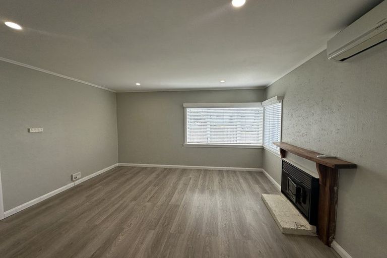 Photo of property in 65 Strange Street, Waitara, 4320