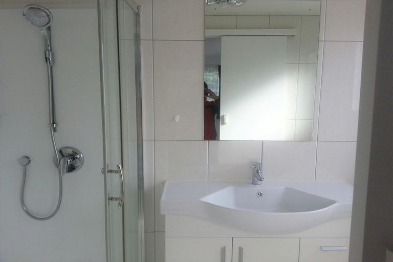 Photo of property in 1/211a Sunnynook Road, Wairau Valley, Auckland, 0627