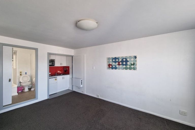 Photo of property in Avon Flats, 11/217 The Terrace, Wellington Central, Wellington, 6011