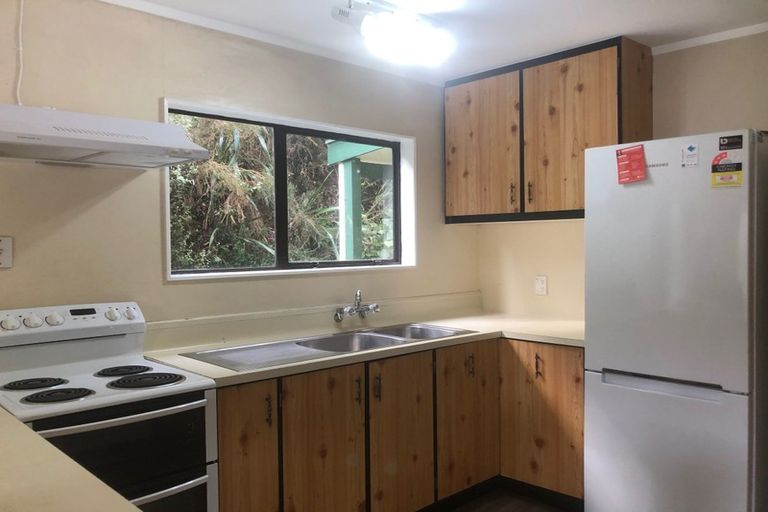 Photo of property in 7 Hazlewood Avenue, Karori, Wellington, 6012