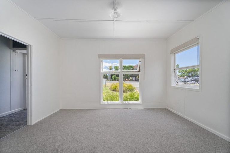 Photo of property in 24 Captain Cook Road, Cooks Beach, Whitianga, 3591