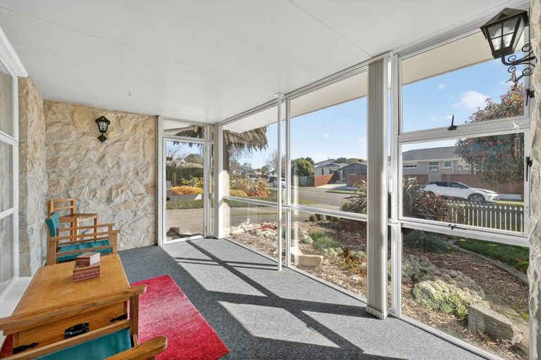 Photo of property in 7 Talltree Avenue, Avonhead, Christchurch, 8042