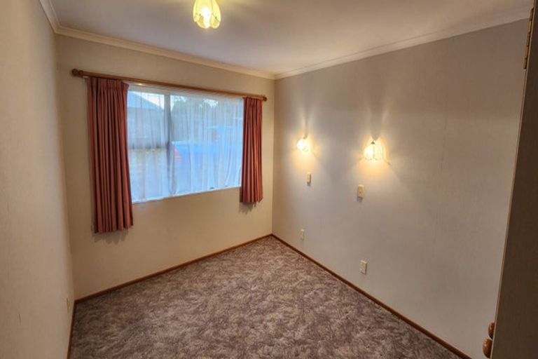 Photo of property in 10a Maire Street, Inglewood, 4330