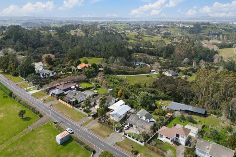 Photo of property in 83 Sunnyvale Road, Massey, Auckland, 0614
