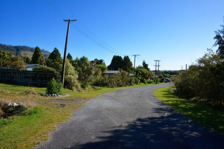 Photo of property in 20 Nikau Heights, Little Wanganui, Karamea, 7893