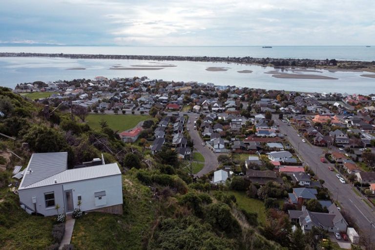 Photo of property in 22a Glendevere Terrace, Redcliffs, Christchurch, 8081