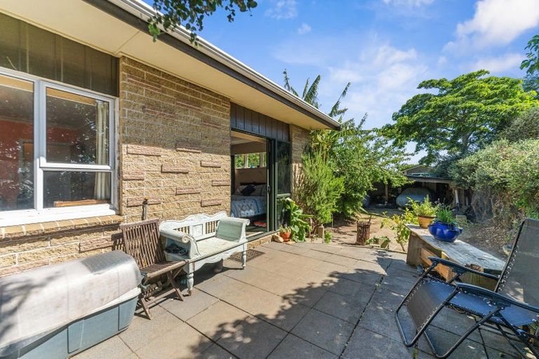 Photo of property in 138 Bellevue Road, Brookfield, Tauranga, 3110