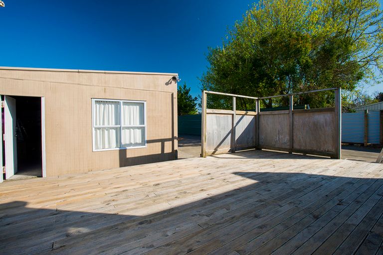 Photo of property in 16 De Lautour Road, Kaiti, Gisborne, 4010