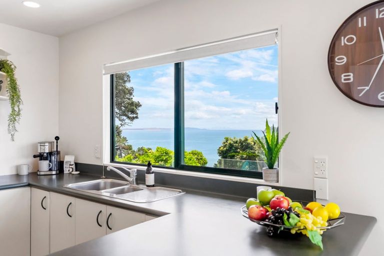 Photo of property in 26 Monyash Road, Manly, Whangaparaoa, 0930