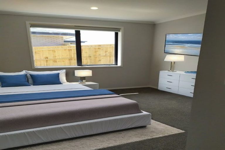 Photo of property in 130 Harriet Johnston Drive, Pokeno, 2402