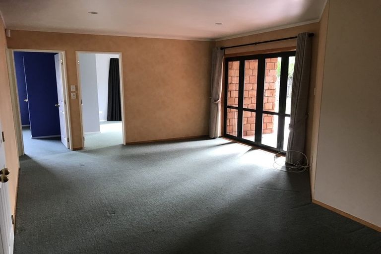 Photo of property in 4 Vela Place, Clarks Beach, 2122